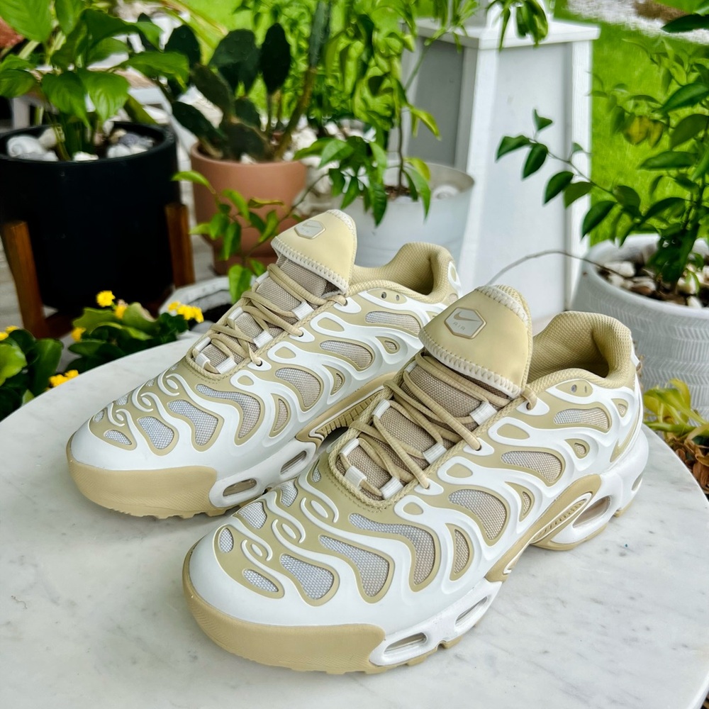 📀Nike Air Tuned Max 📀Brand New 📀Size 8.5 but running small like size 8 📀Cream